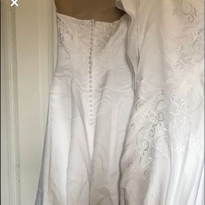 Wedding dress hoop slip and veil